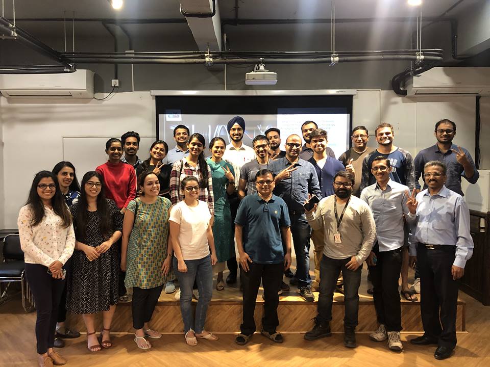 Hitesh Motwani, conducting a Digital Marketing training for corporate